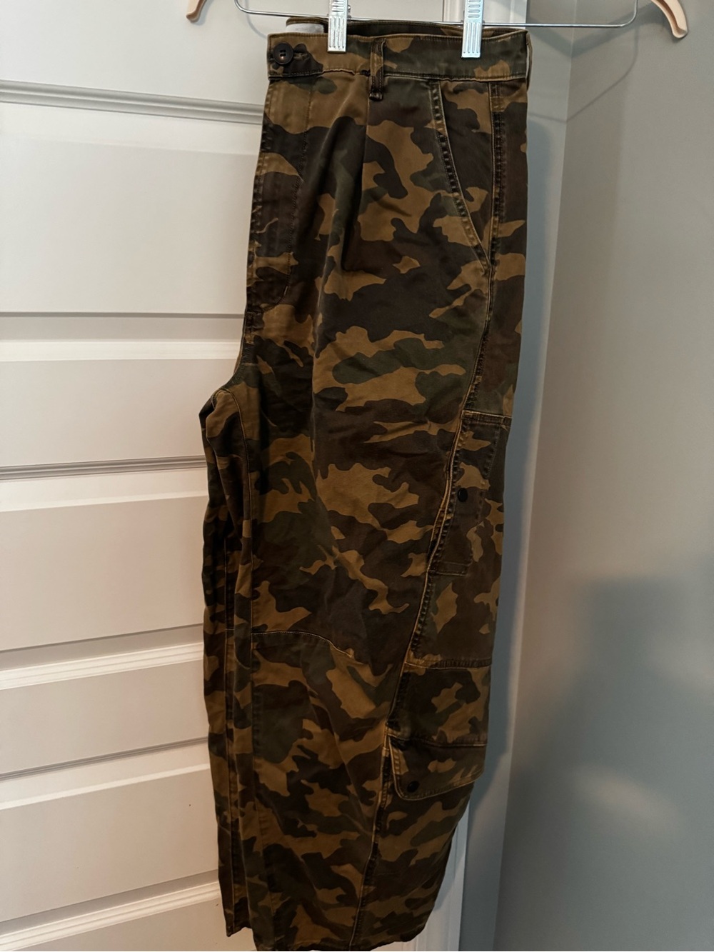 Citizens Of Humanity Women Camo Cargo Pants - Olive/Khaki